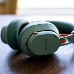 HEADPHONE
